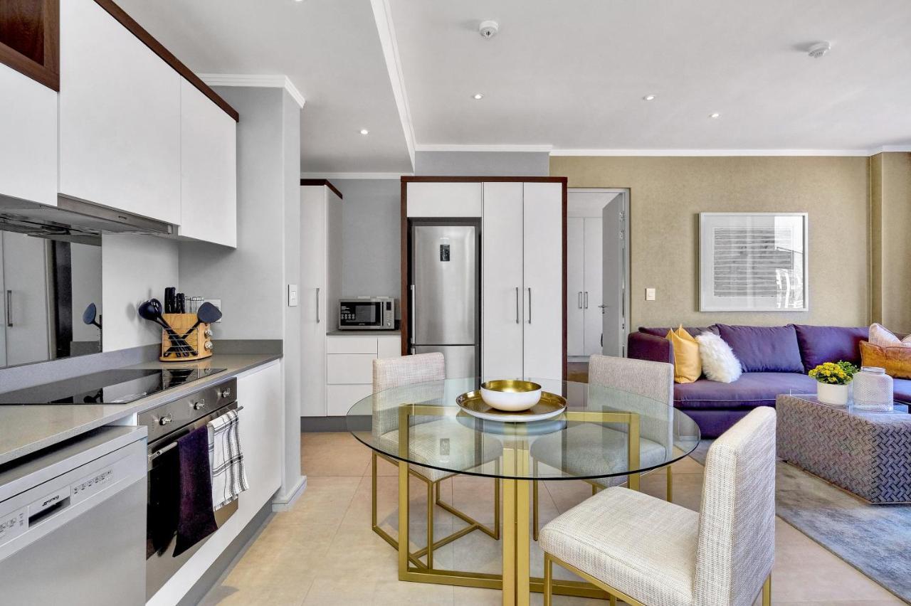 Sandton Apartment 15 West Road South Йоханесбург Екстериор снимка