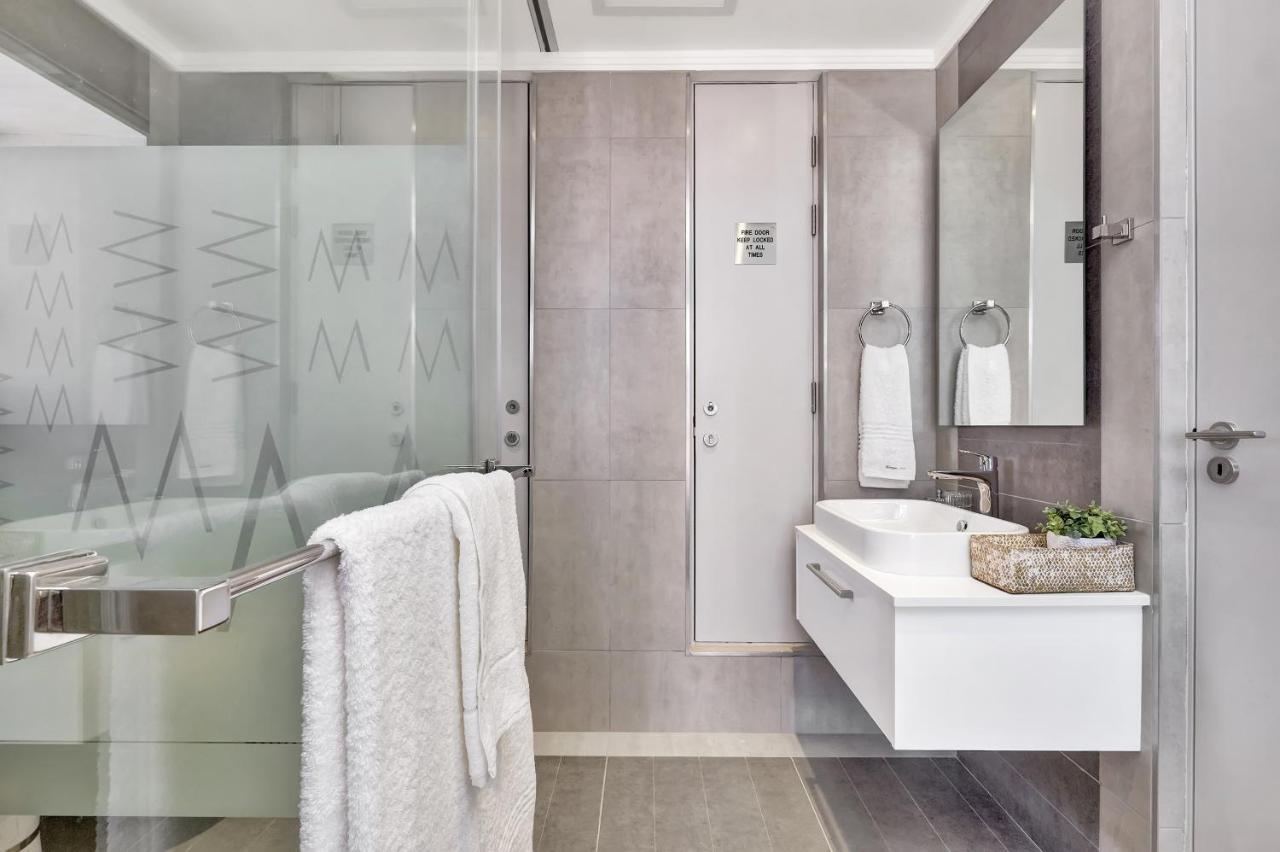 Sandton Apartment 15 West Road South Йоханесбург Екстериор снимка