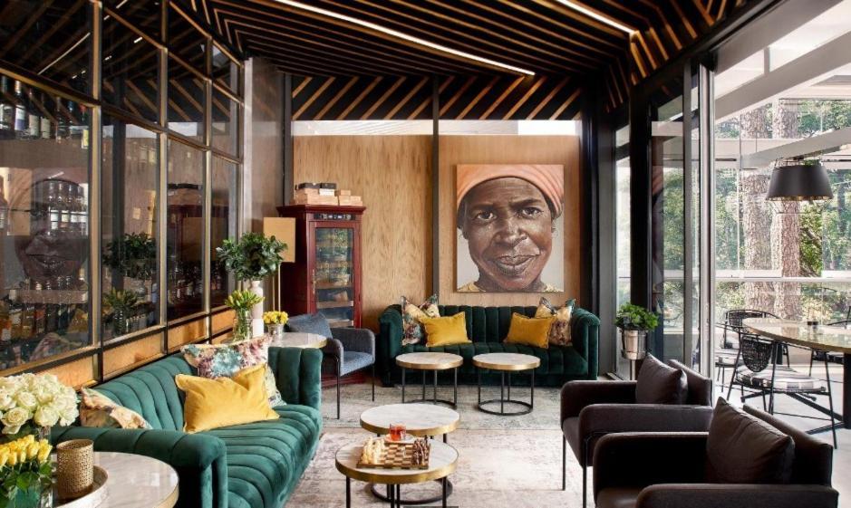 Sandton Apartment 15 West Road South Йоханесбург Екстериор снимка