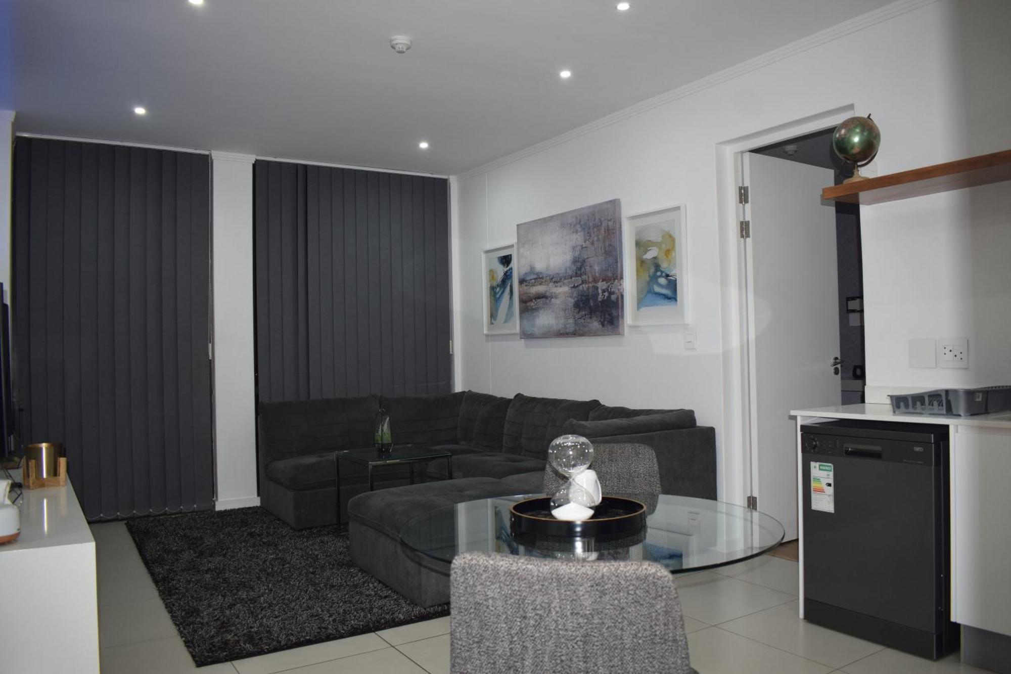 Sandton Apartment 15 West Road South Йоханесбург Екстериор снимка